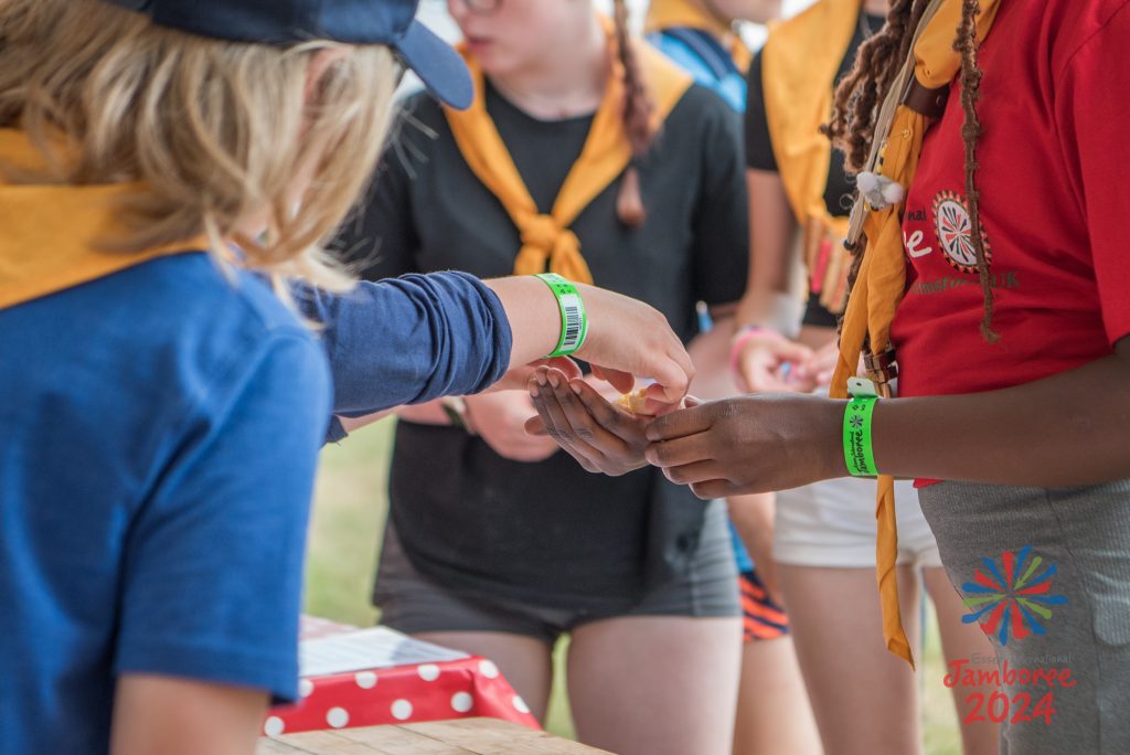 Some young people exchanging money.